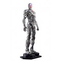 STATUE TAILLE REELLE CYBORG  JUSTICE LEAGUE